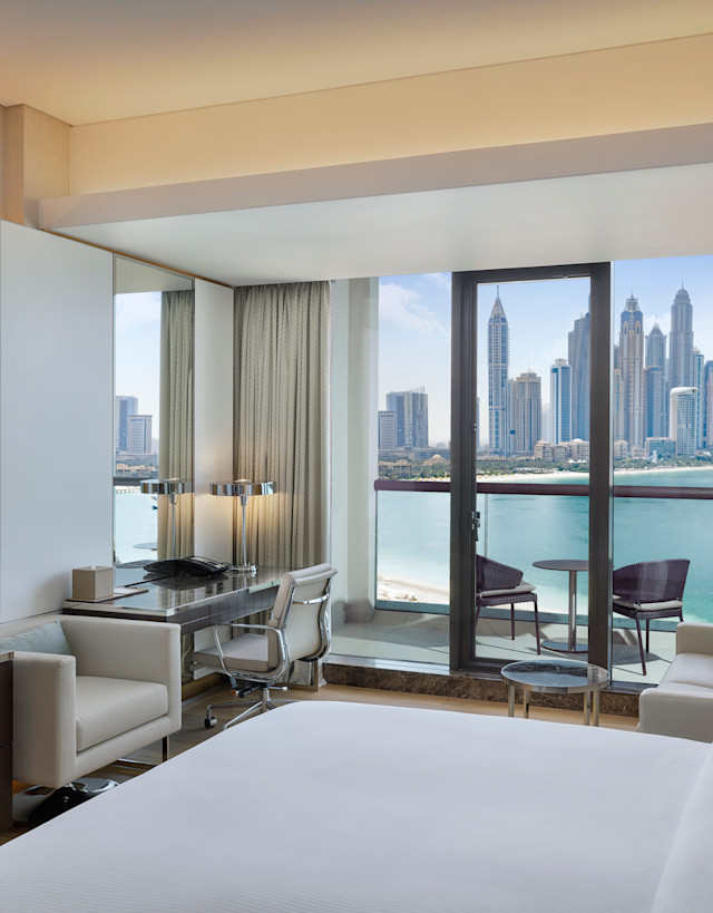 Hilton Dubai Palm Jumeirah